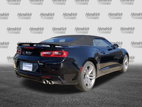 Used 2018 Chevrolet Camaro LT image 10