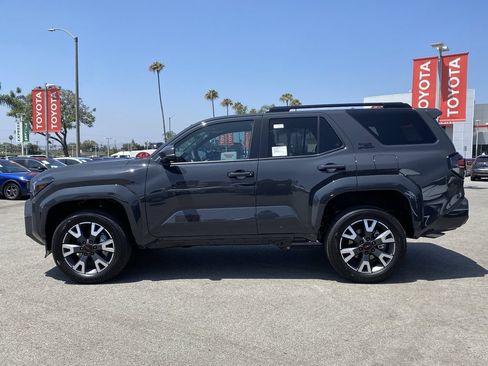 Used 2026 Toyota 4Runner TRD Sport AWD/4WD image 32