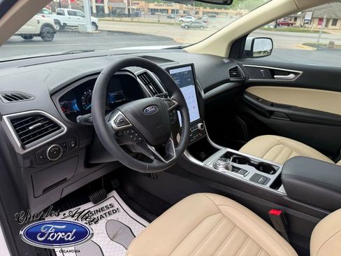 Used 2023 Ford Edge SEL w/ Convenience Package AWD/4WD image 9