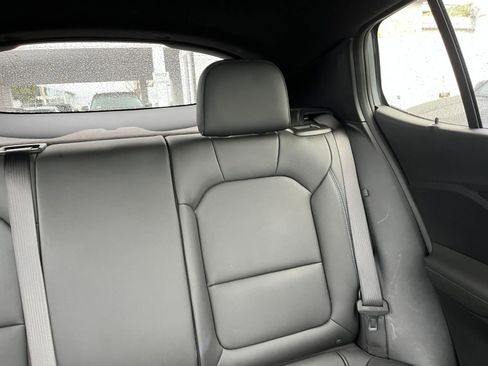 Used 2025 Buick Envista Sport Touring image 37