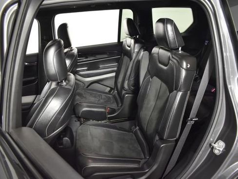 Used 2023 Jeep Grand Cherokee L Laredo AWD/4WD image 30