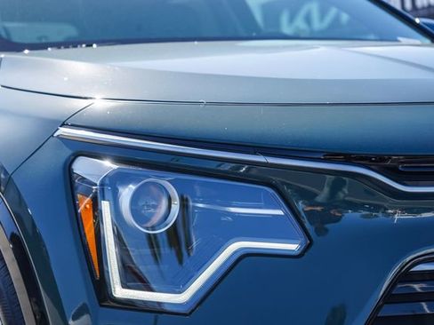 New 2026 Kia Niro SX image 19