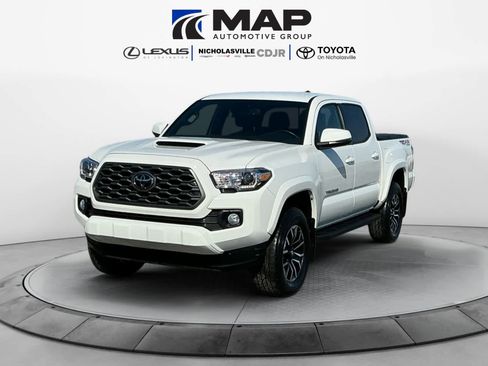 Used 2023 Toyota Tacoma TRD Sport image 1