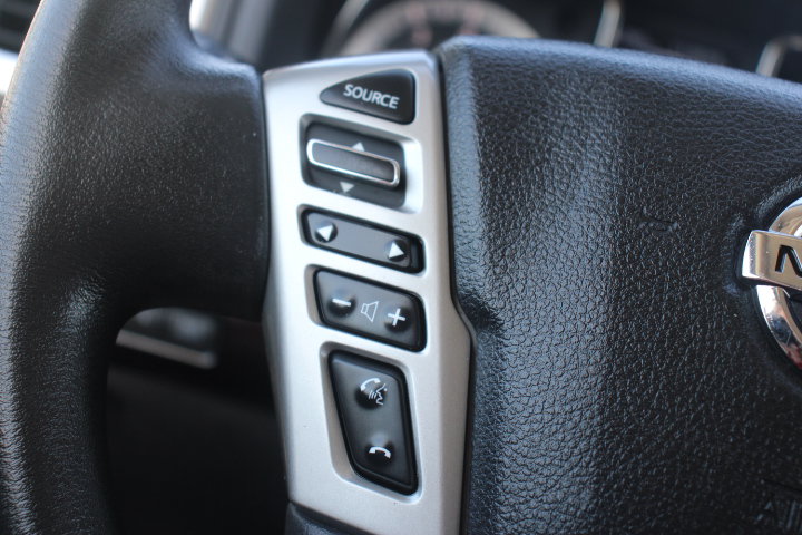Used 2017 Nissan Titan SV RWD image 24