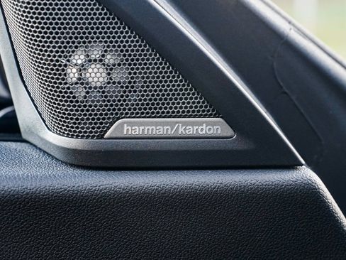 Used 2024 BMW M2 Base w/ Lighting Package image 11