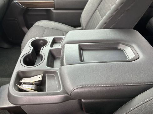 Used 2022 Chevrolet Silverado 1500 LT AWD/4WD image 21