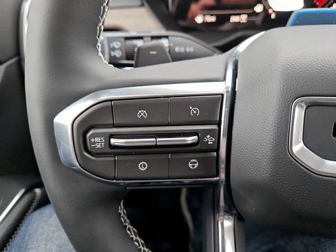 New 2026 GMC Acadia Denali image 18