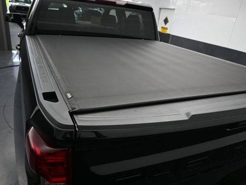 Used 2024 Chevrolet Silverado 1500 LT RWD image 45