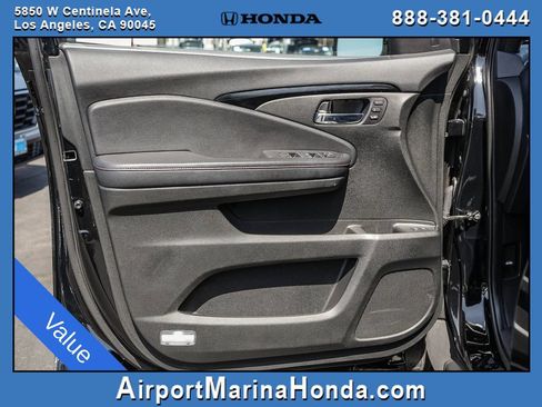 Used 2020 Honda Pilot Black Edition image 29