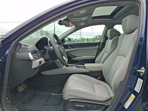 Used 2019 Honda Accord EX image 12