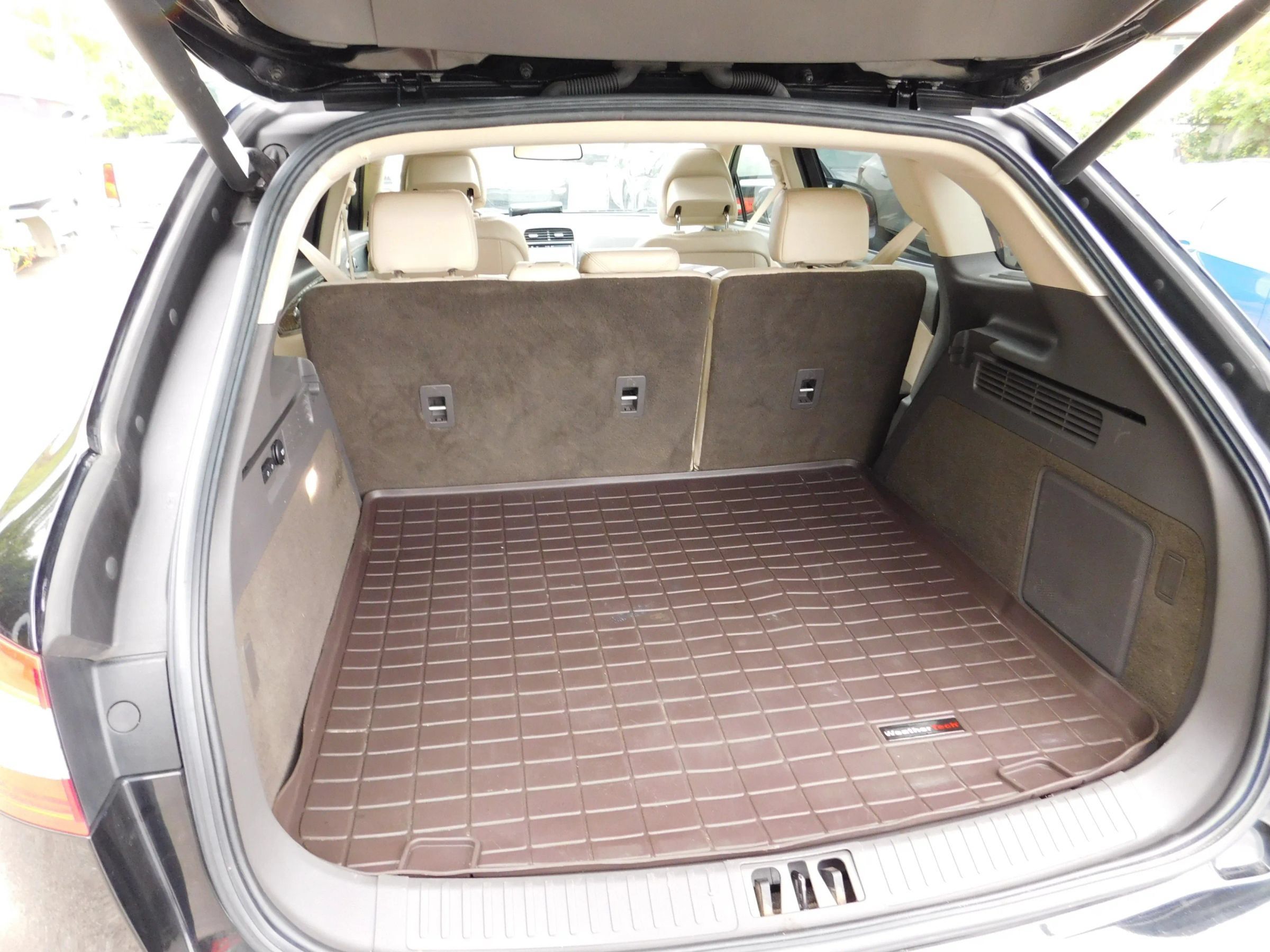 Used 2017 Lincoln MKX Reserve w/ Lincoln MKX Climate Package FWD image 6