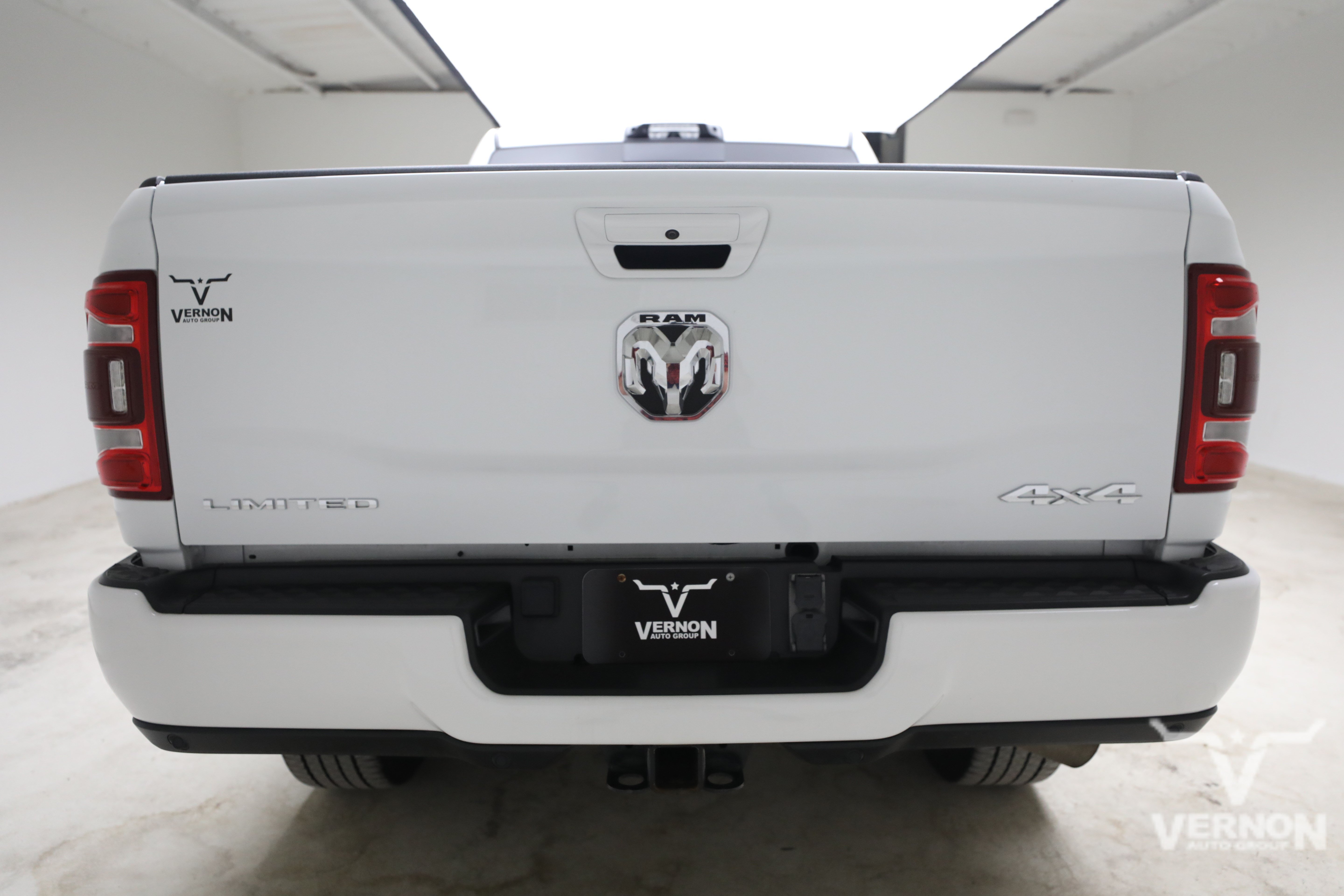 Used 2024 RAM 2500 Limited AWD/4WD image 4