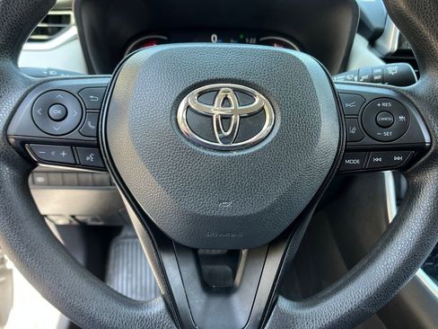 Used 2023 Toyota RAV4 XLE w/ Convenience Package image 15