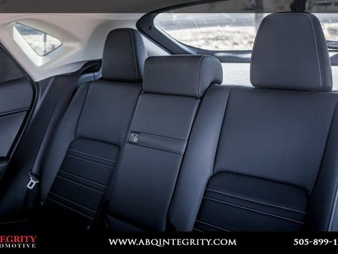 Used 2018 Lexus NX 300 AWD image 32