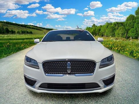 Used 2019 Lincoln MKZ Reserve w/ Reserve Plus Package AWD/4WD image 8