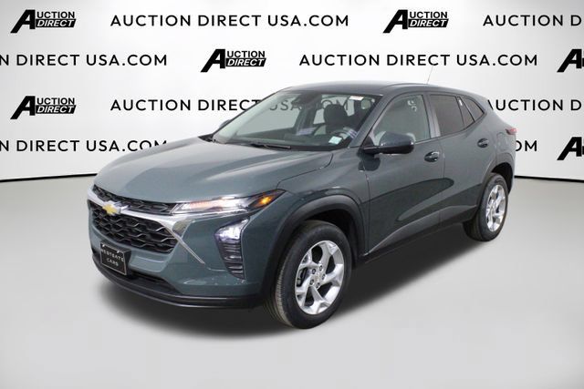 Used 2025 Chevrolet Trax LS w/ LS Convenience Package FWD 360° Tour