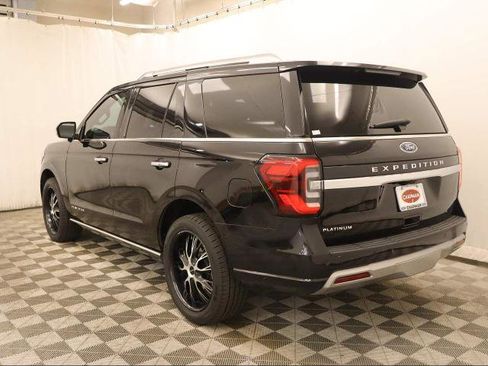 Certified 2022 Ford Expedition Platinum image 6