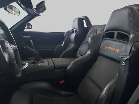 Used 2005 Dodge Viper SRT-10 w/ Copperhead Edition Group RWD image 25