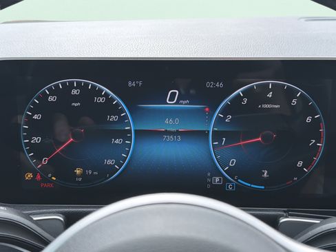 Used 2021 Mercedes-Benz GLB 250 4MATIC image 53