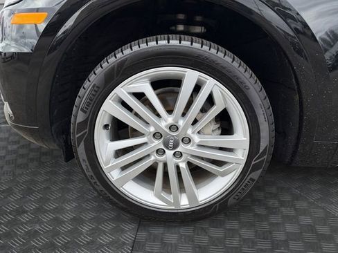 Used 2019 Audi Q5 2.0T Premium Plus w/ Premium Plus Package image 14