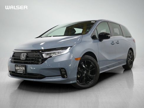 Used 2023 Honda Odyssey Sport image 1