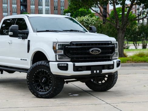 Used 2020 Ford F250 Lariat AWD/4WD image 3