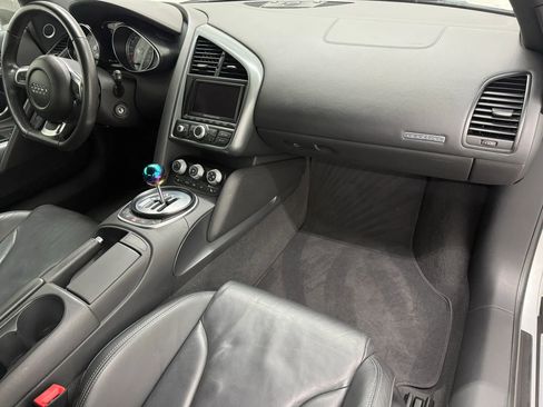 Used 2009 Audi R8 V8 AWD/4WD image 9