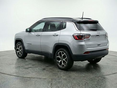 Used 2025 Jeep Compass Limited AWD/4WD image 6