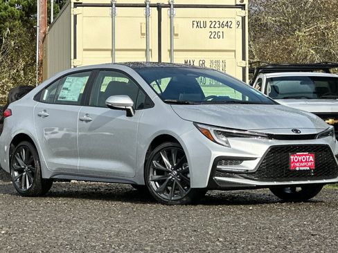 New 2026 Toyota Corolla SE w/ SE Package image 2