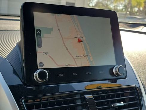 Used 2024 Mitsubishi Eclipse Cross SE image 29