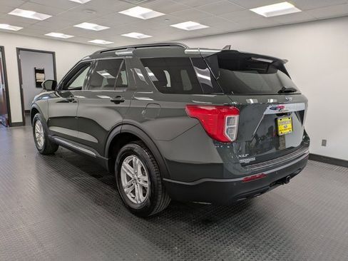 Certified 2023 Ford Explorer XLT w/ Class IV Trailer Tow Package image 6