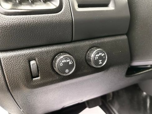 Used 2022 Chevrolet Colorado LT w/ Fleet Safety Package AWD/4WD image 20