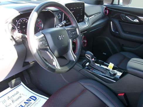 Used 2025 Chevrolet Blazer RS image 12