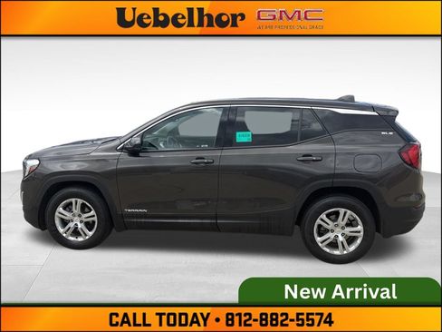 Used 2020 GMC Terrain SLE FWD image 10