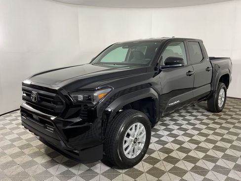 New 2026 Toyota Tacoma SR5 image 3