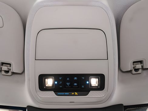 Used 2025 Ford Expedition Platinum AWD/4WD image 23