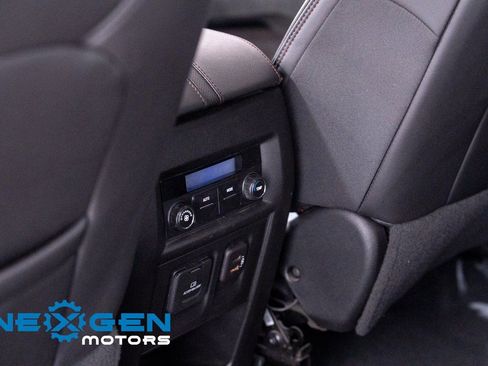 Used 2023 Chevrolet Traverse RS w/ LPO, Floor Liner Package AWD/4WD image 40