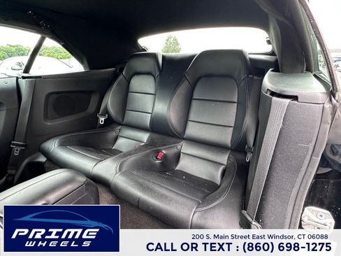 Used 2016 Ford Mustang Premium RWD image 17