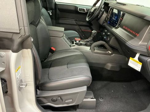 New 2026 Ford Bronco Raptor w/ Interior Carbon Fiber Pack AWD/4WD image 20