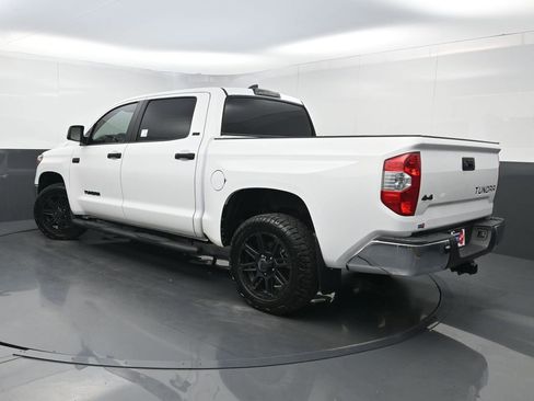 Used 2020 Toyota Tundra SR5 w/ SR5 Upgrade Package AWD/4WD image 20