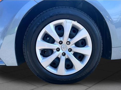 Used 2025 Toyota Corolla LE AWD/4WD image 19