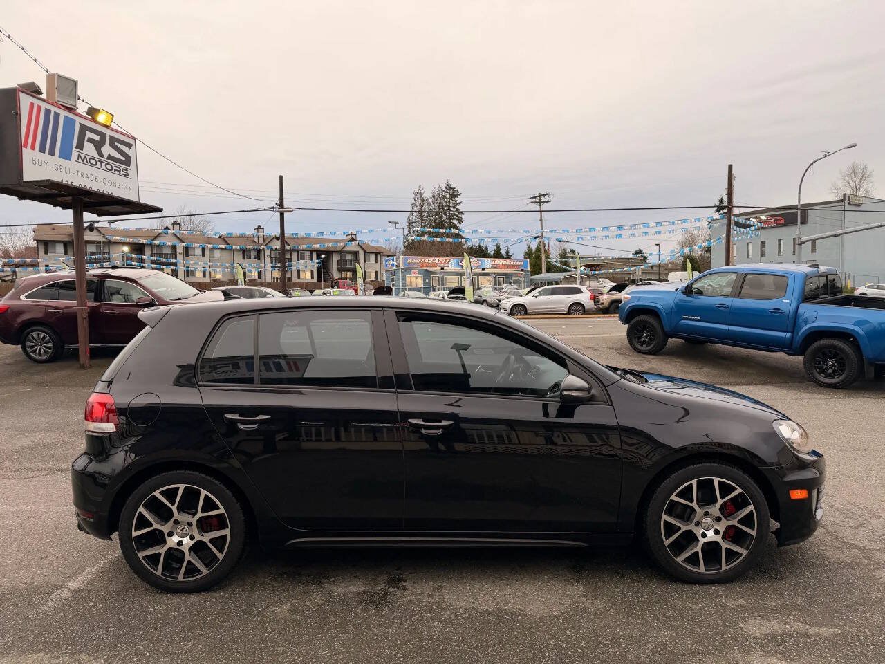 Used 2013 Volkswagen GTI 4-Door FWD image 6