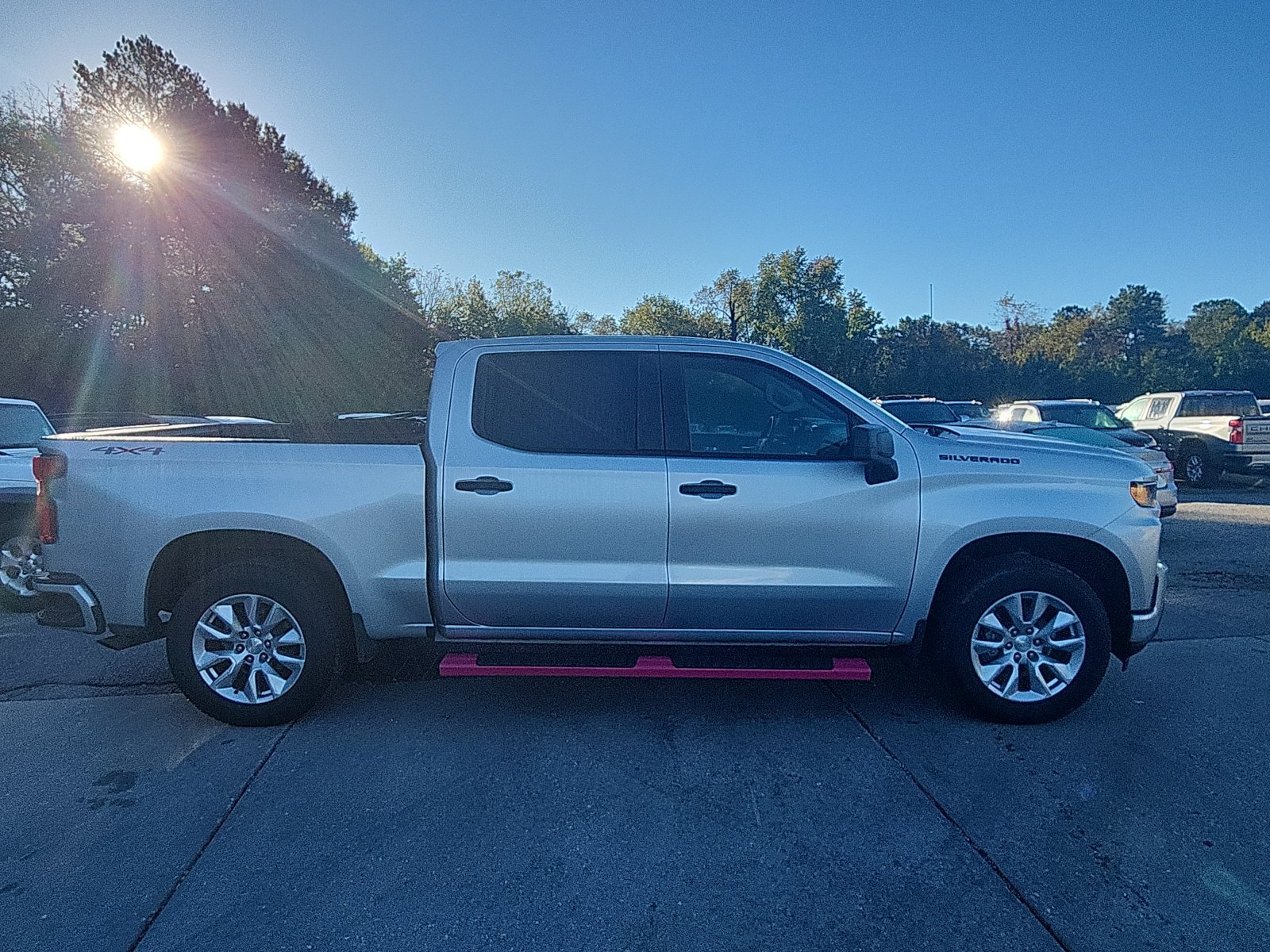 Used 2022 Chevrolet Silverado 1500 Custom w/ LPO, Dark Essentials Package AWD/4WD image 6