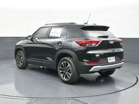 New 2026 Chevrolet TrailBlazer LT w/ Driver Confidence Package image 9
