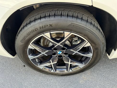 Used 2025 BMW X3 xDrive30i AWD/4WD image 14