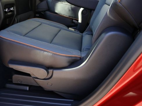 New 2026 GMC Acadia AT4 w/ Super Cruise Package image 22