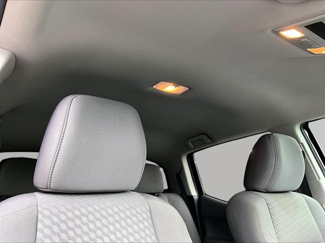 Used 2022 Toyota Tacoma SR5 w/ Technology Package RWD image 17