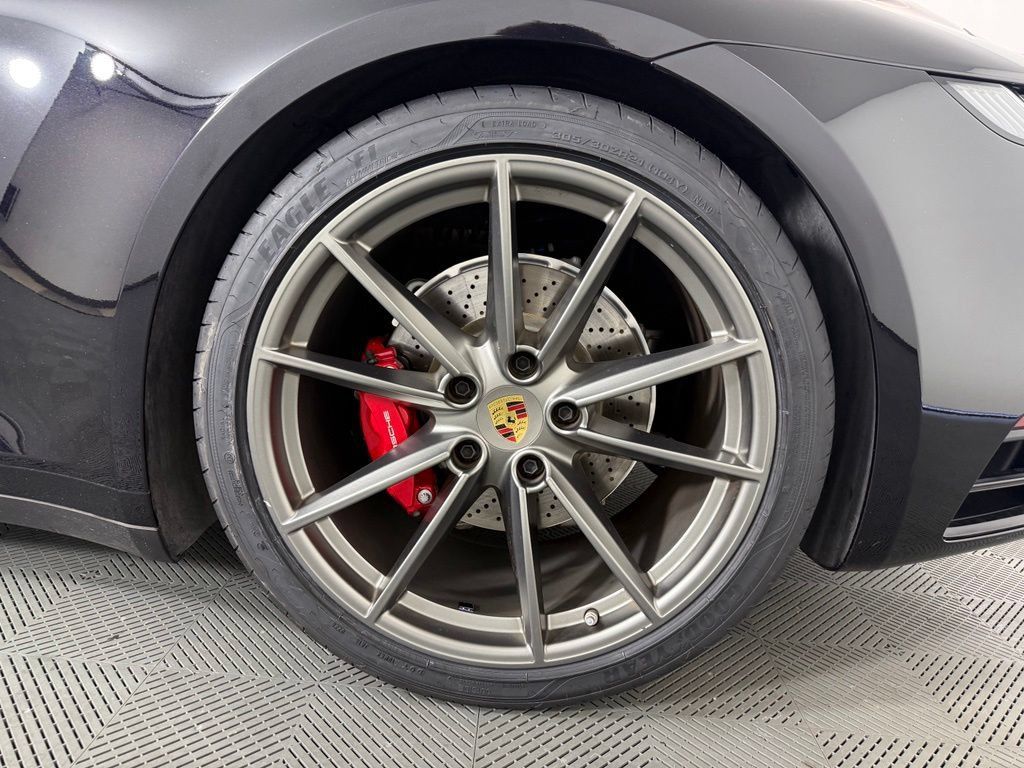 Certified 2024 Porsche 911 Carrera S RWD image 12