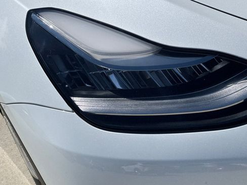 Used 2022 Tesla Model Y Long Range AWD/4WD image 11