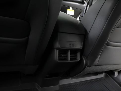 New 2026 Chevrolet Equinox LT w/ Convenience Package II FWD image 25